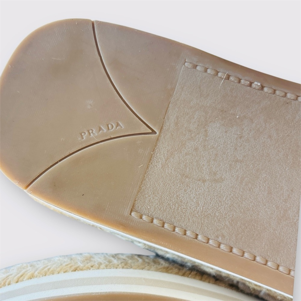 PRADA Rope Trim Boot EU 38 Taupe
Suede Espadrille Platform NEW - Picture 10 of 13